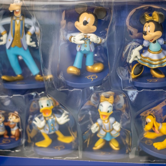Set of 8 Characters Disney 50th anniversary - Picture 4 of 9